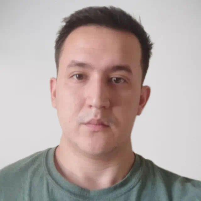 Тимур, контент-менеджер, интернет-магазины